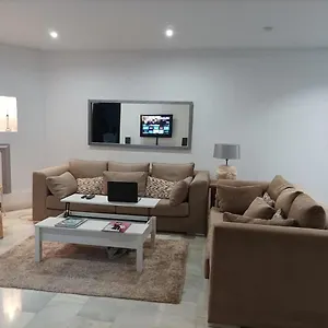 Apartment Large 2 Bed Apt Puerto Banus Marina Private Parking